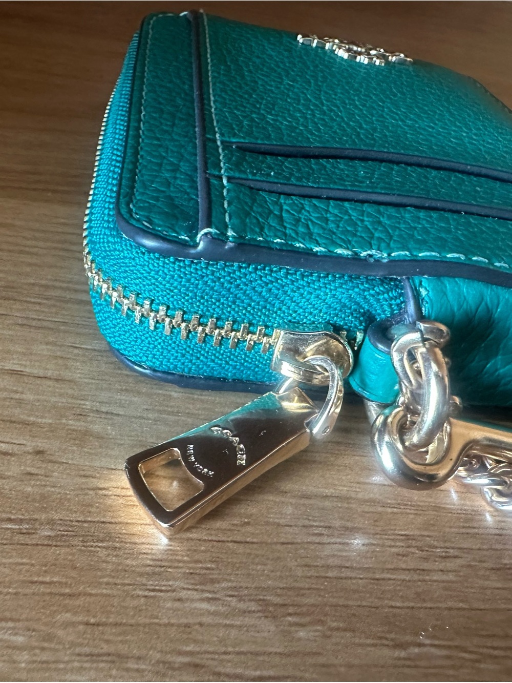Authentic Coach Teal Leather Wallet with Gold Chain - Picture 6 of 10